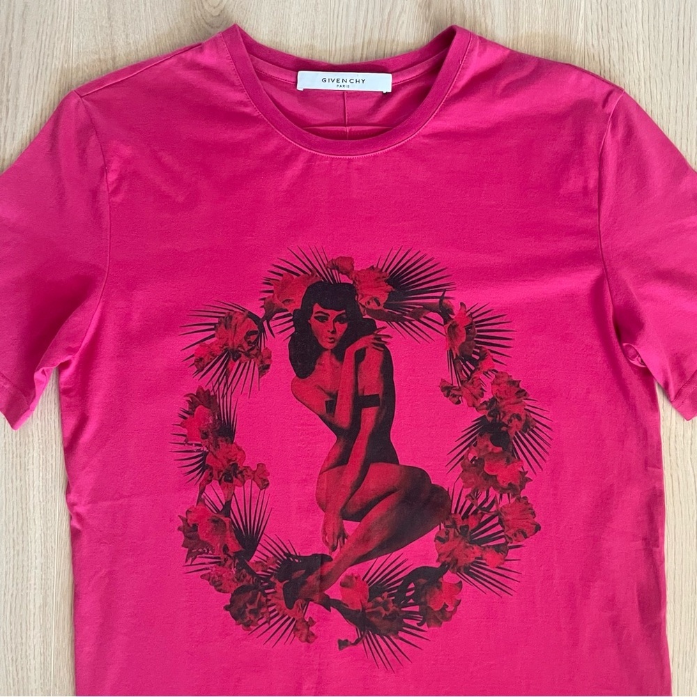 Givenchy Pink Graphic Short Sleeve Tee
